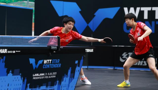 国乒提前包揽混双男双冠亚军 王艺迪/蒯曼冲冠军